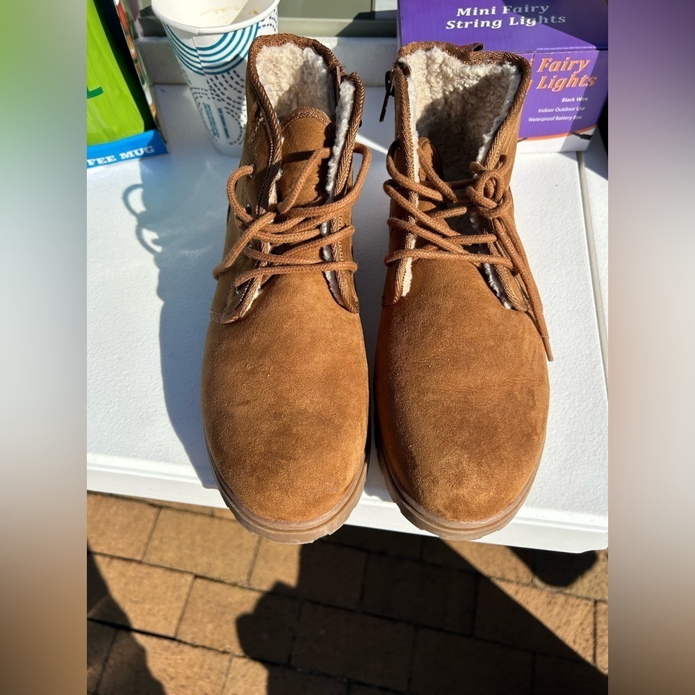 Cat & Jack boys Tan Lace-Up Boots